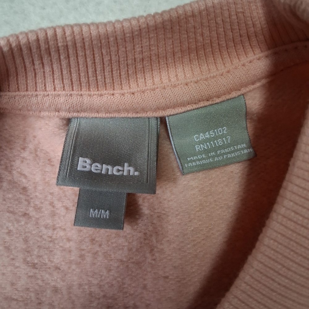 4/20$ Bench Light Pink Crewneck Sweater - Picture 4 of 4